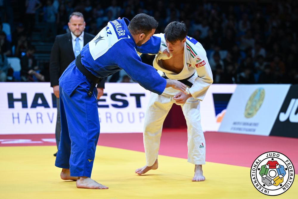 Judo, Manuel Parlati e Antonio Esposito eliminati agli ottavi di finale nei -81 kg ai Mondiali