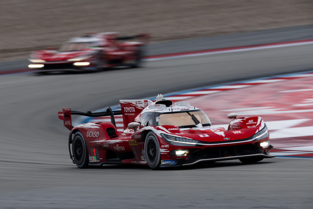 WEC, 6h Barcellona: Toyota mette paura ai rivali a metà gara