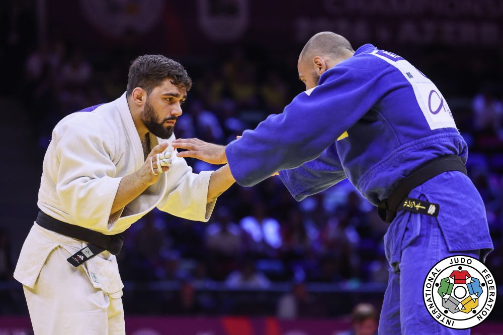 Judo, Gennaro Pirelli si riscatta e sale sul podio mondiale! Terza medaglia azzurra a Baku