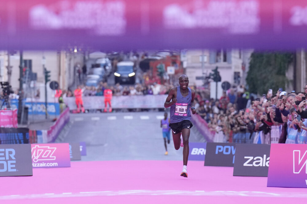Mezza Maratona Roma 2026: risultati e classifica. Successi di Kibet e Desta. Quattro azzurre tra le prime dieci