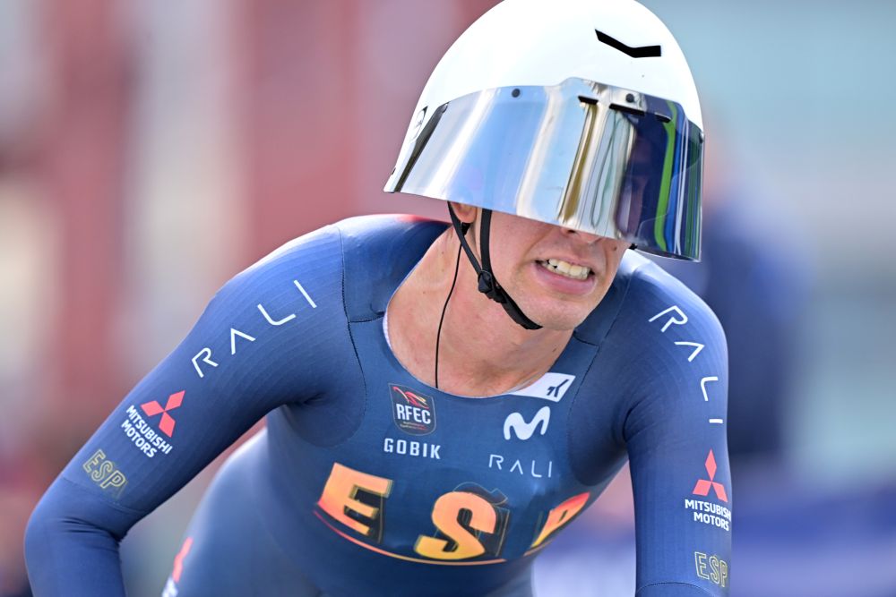 L’incontenibile Hector Alvarez conquista il secondo titolo continentale nella crono Under 23. Milesi in top5