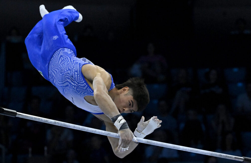 Yumin Abbadini con coraggio sul Pegan, Tang domina la sbarra ai Mondiali davanti all’oro olimpico!