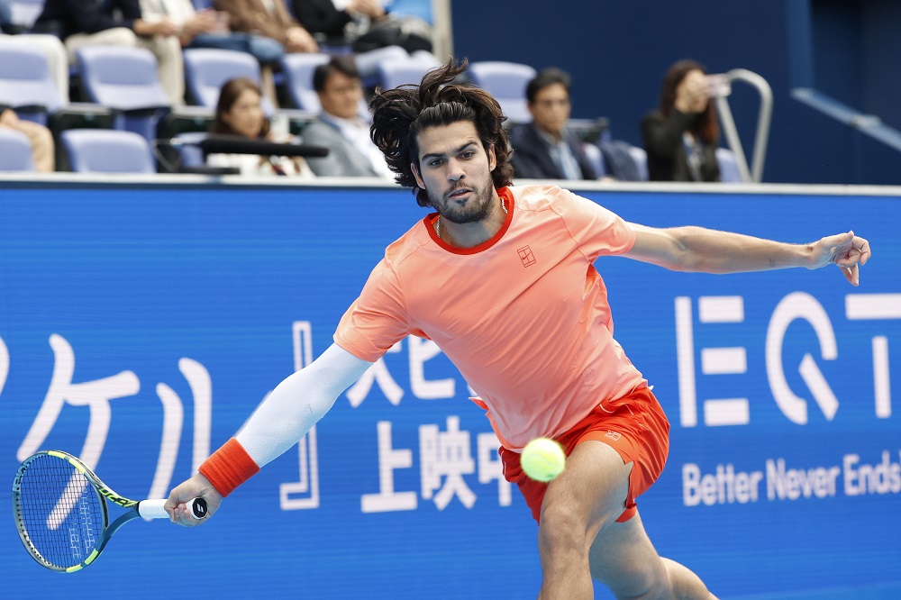 Carlos Alcaraz non brilla, ma batte Munar ed è in finale a Tokyo