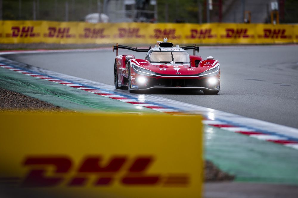 WEC, Toyota completa ‘la stagione perfetta’ dominando a Barcellona