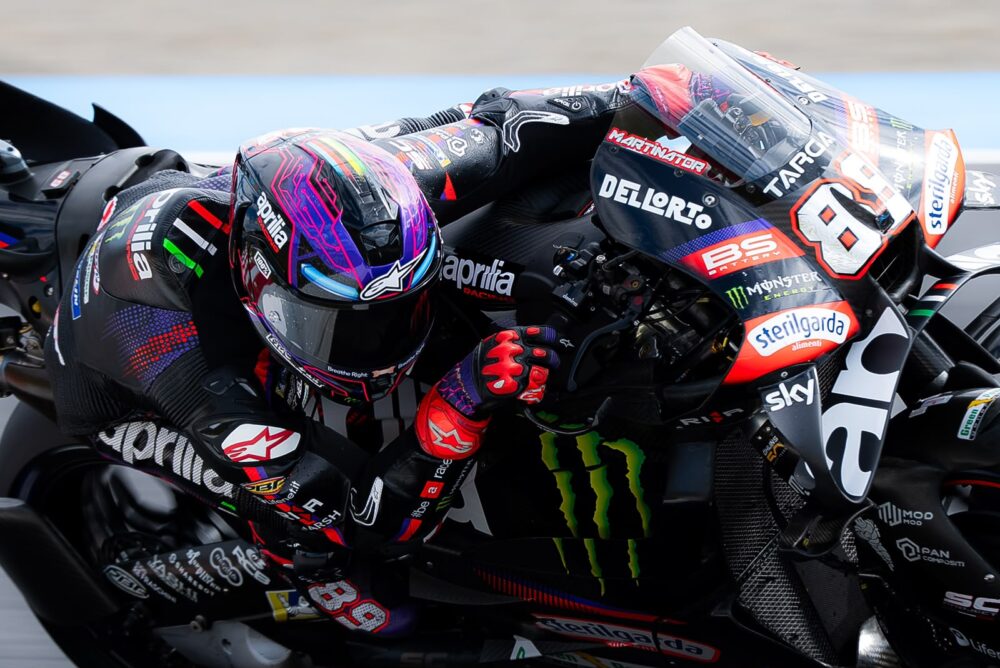 LIVE MotoGP, GP Indonesia 2026 in DIRETTA: Bezzecchi arbitro della sfida tra Martin e Marquez