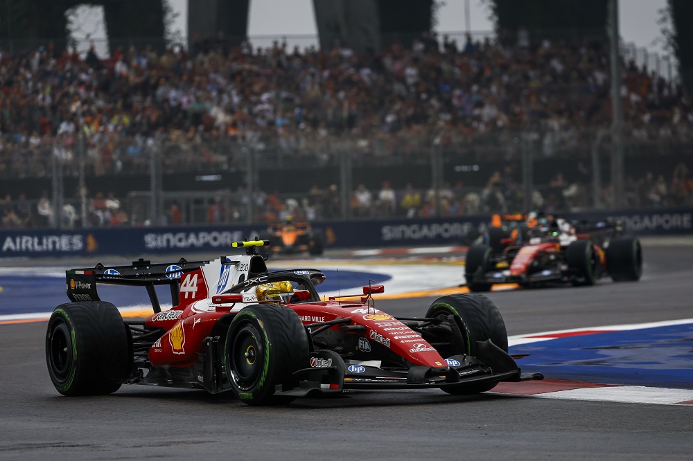 LIVE F1, GP Singapore 2026 in DIRETTA: occasione Ferrari, Antonelli deve pensare ai punti