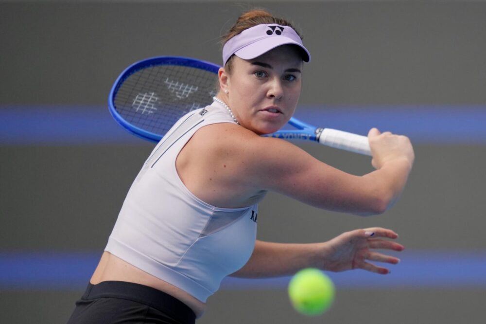 WTA Pechino 2026, clamorosa eliminazione di Sabalenka. Approdano agli ottavi Andreeva e Noskova