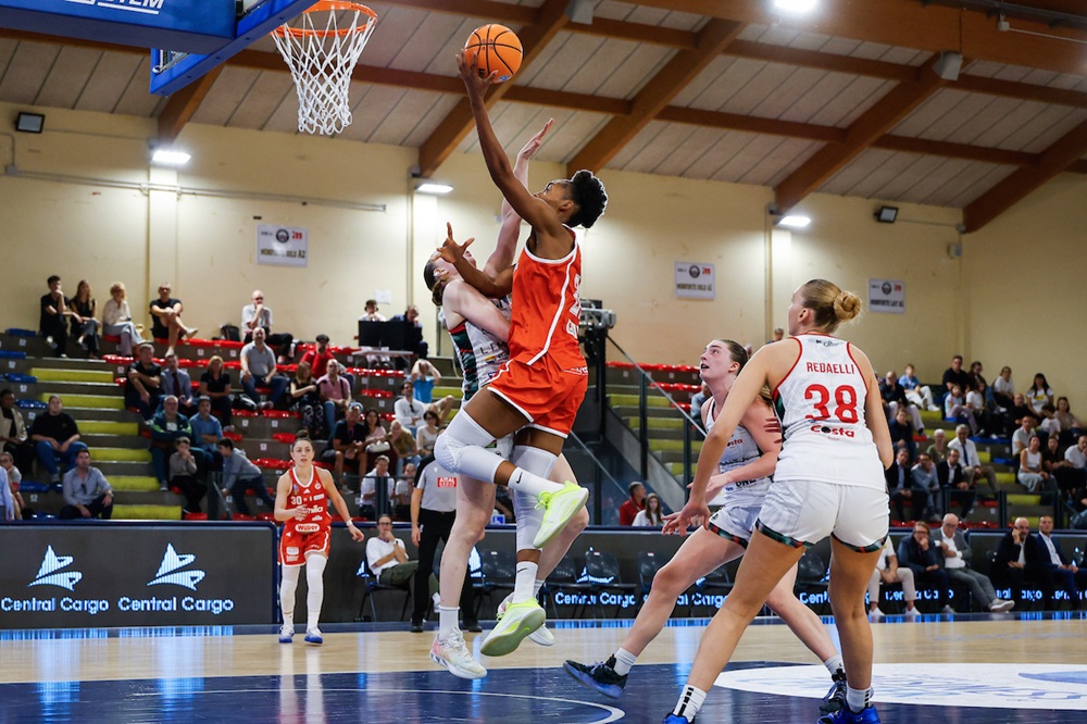 Basket femminile, le migliori italiane della 2^ giornata di A1: Olbis Andrè ancora in doppia doppia, bene Pan e Villa