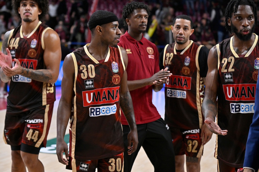 Basket, Venezia continua il momento no. La Reyer cade in volata a Tenerife in EuroCup