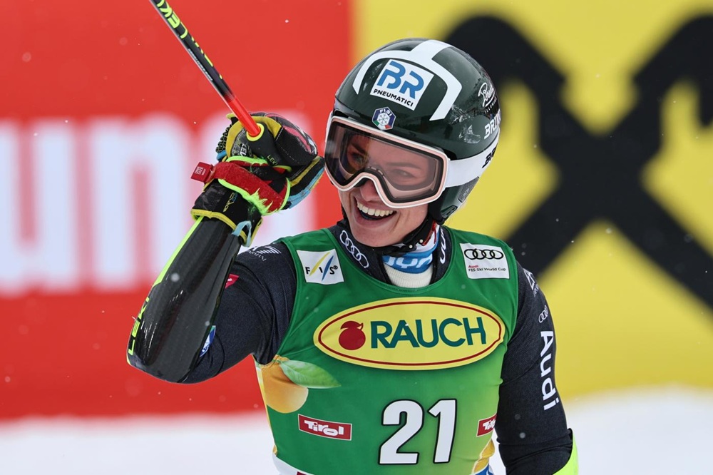 La prima volta di Paula Moltzan nel gigante di Soelden. Podio Albania, rimonta da brividi per Asja Zenere