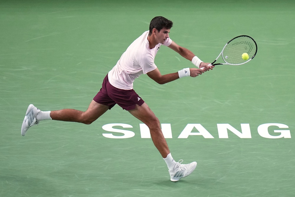 ATP Shanghai 2026: Jodar rimonta Ruud e accede alla semifinale