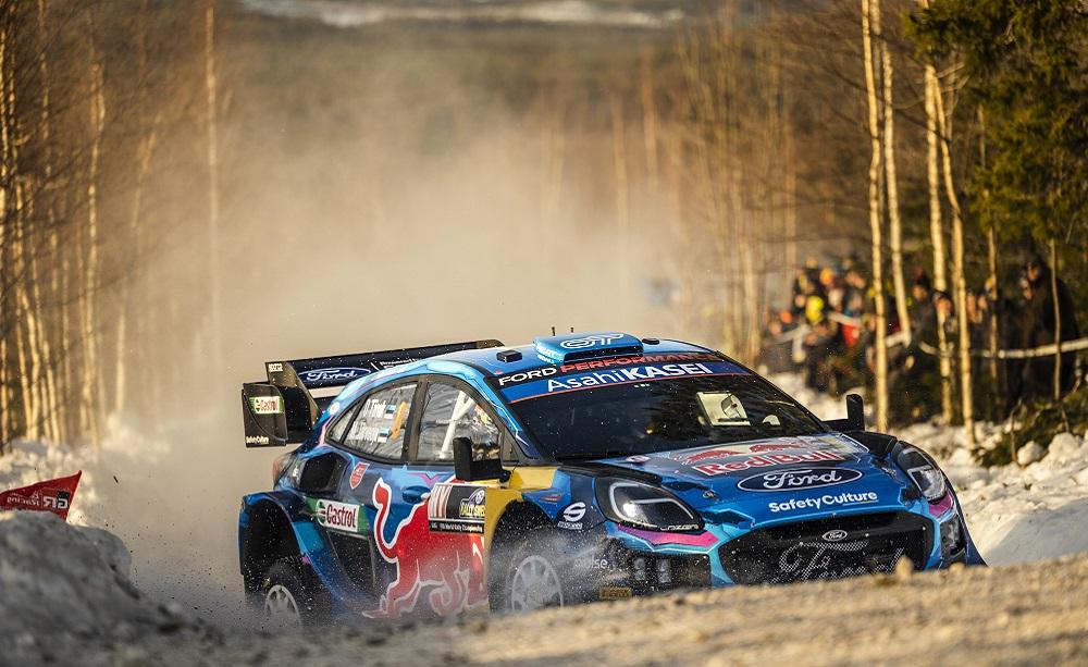 WRC, il Mondiale si chiude in Italia: salta l’Arabia Saudita, spettacolo in Sardegna,
