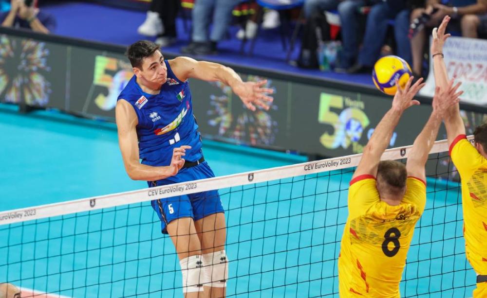 Europei volley, come sta Michieletto: le sue condizioni dopo la paura contro la Danimarca