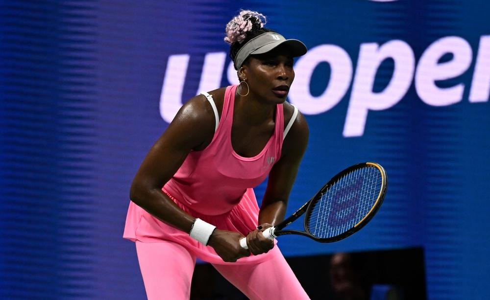 US Open, Venus Williams fuori al primo turno: sedicesima sconfitta di fila