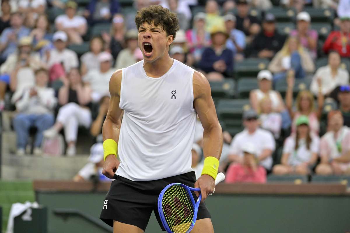 Tennis, Montreal avrà una finale tutta americana: Shelton sfida Nakashima. A Toronto Swiatek-Rybakina