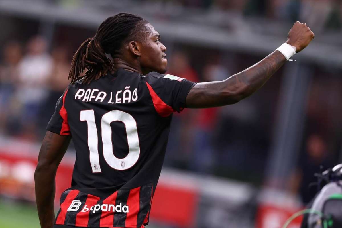 Calciomercato Milan: è fatta per Leao al Galatasaray, pronto il sostituto