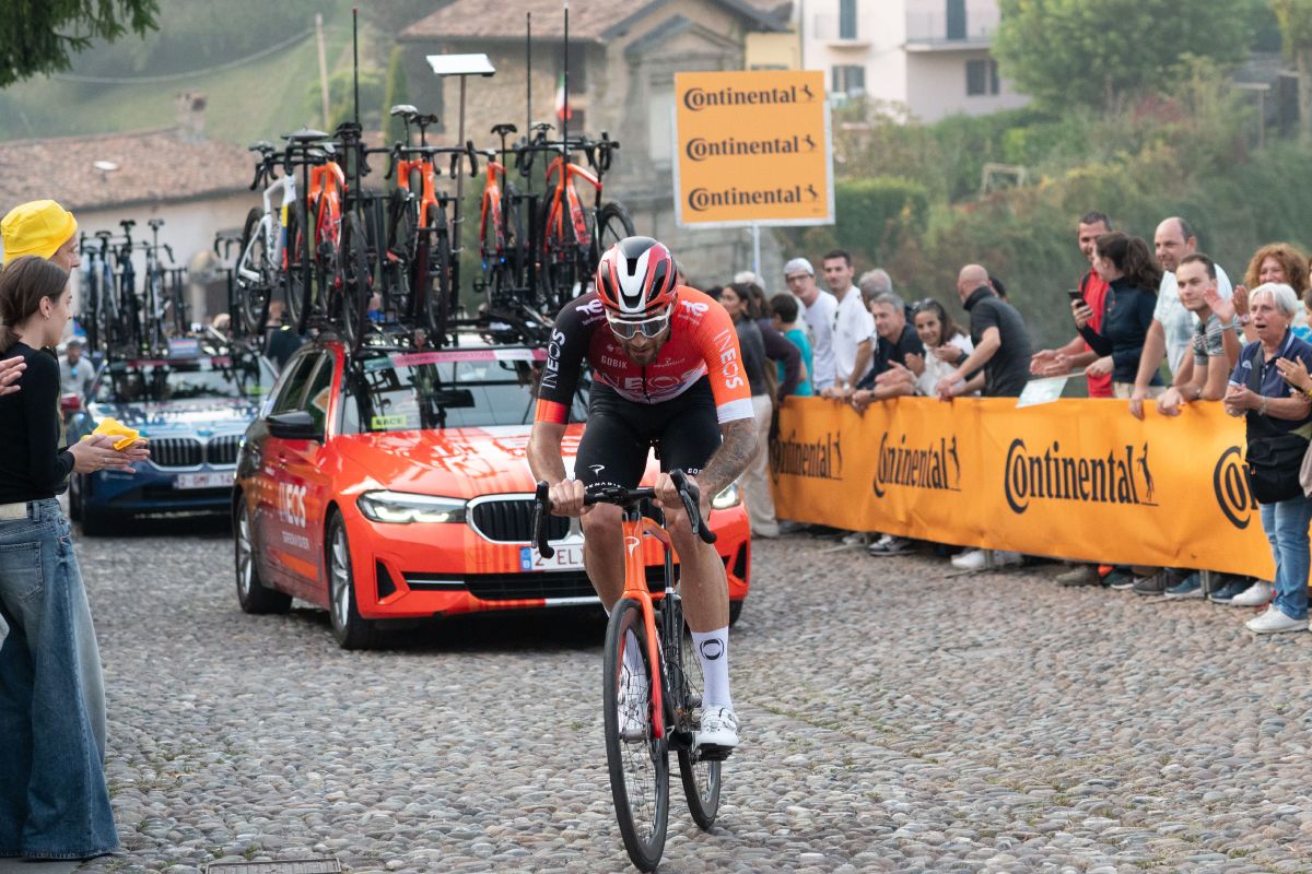 Mondiali di ciclismo, oggi l’Italia cerca il podio nella cronometro mista: Ganna e Longo Borghini guidano gli azzurri