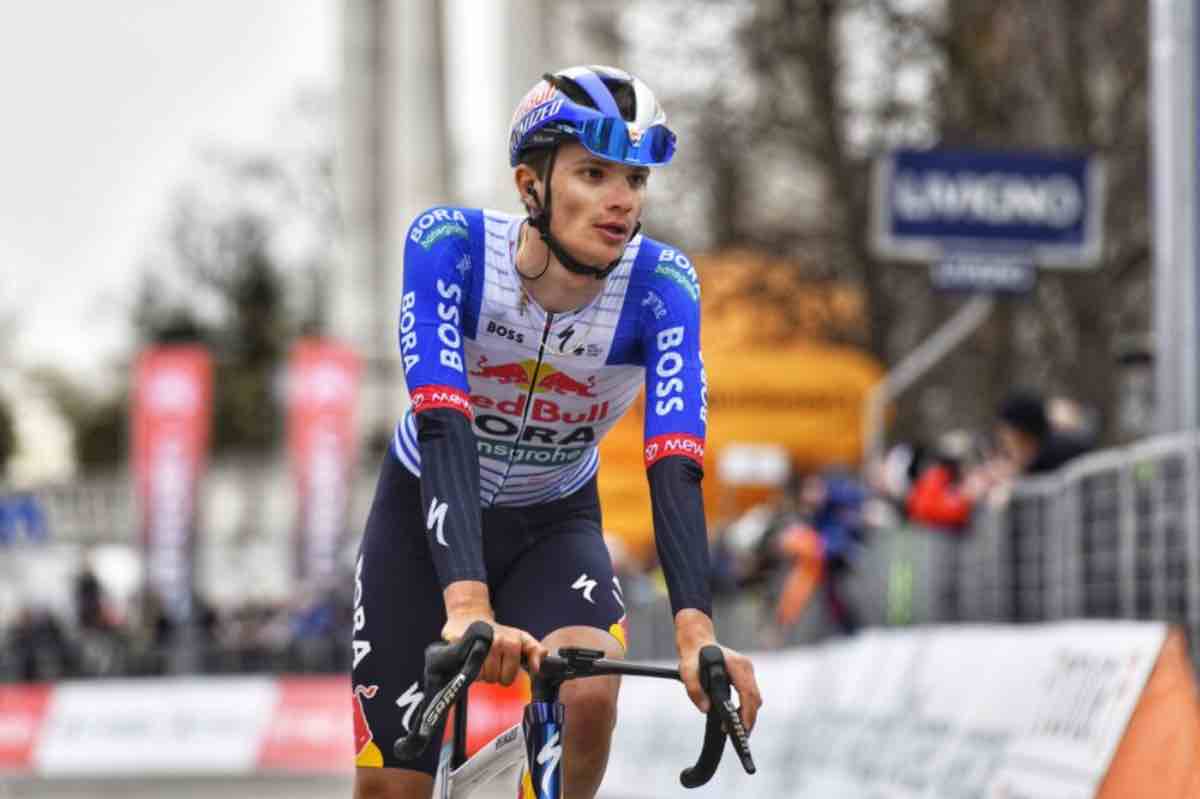 Ciclismo, Pellizzari vince il Giro della Toscana: bel segnale verso il Mondiale