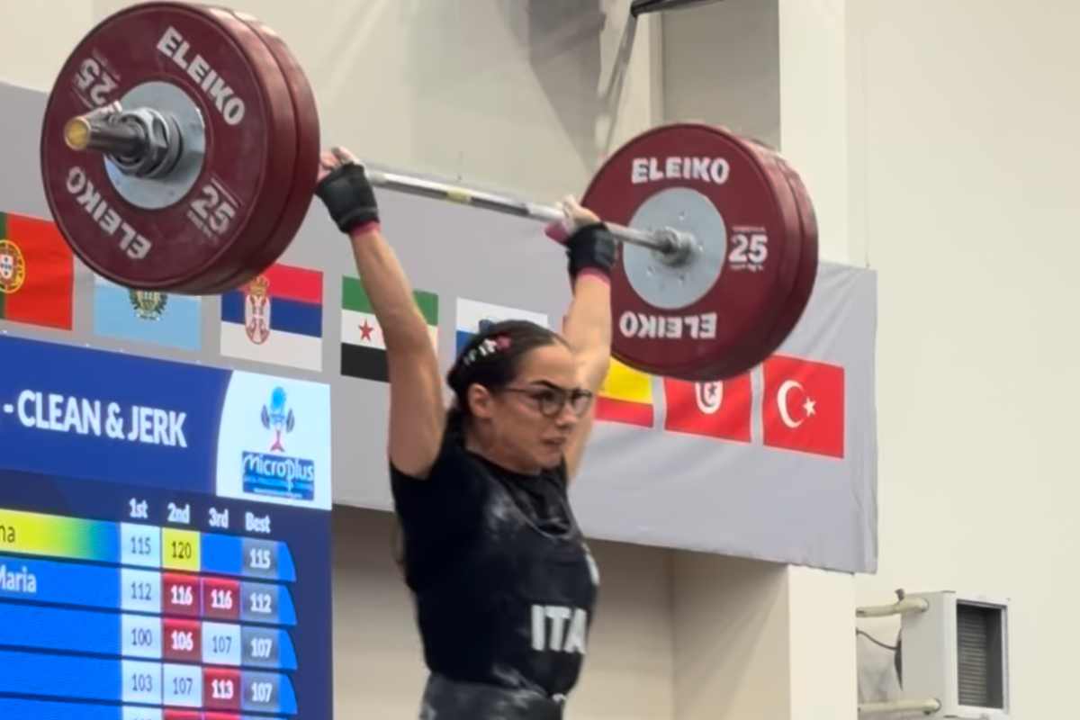 Martina Chiacchio domina a Taranto: doppio oro e due record nei -61 kg
