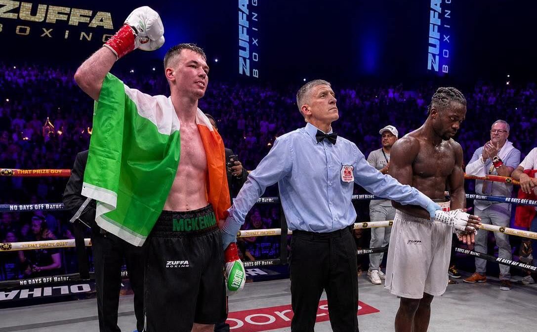 Boxe, Oliha si arrende a McKenna a Dublino: l’irlandese è campione mondiale IBF dei pesi medi