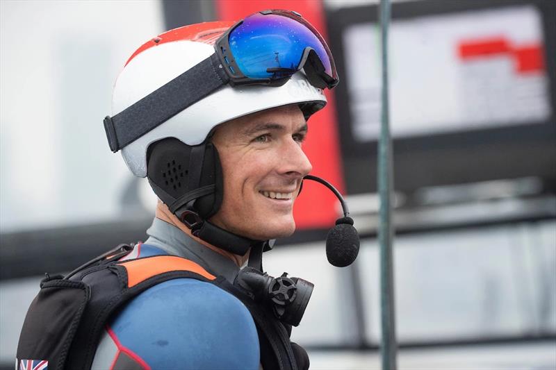 America’s Cup, incidente per GB1 a Napoli: foil danneggiato, ferito lievemente Fletcher