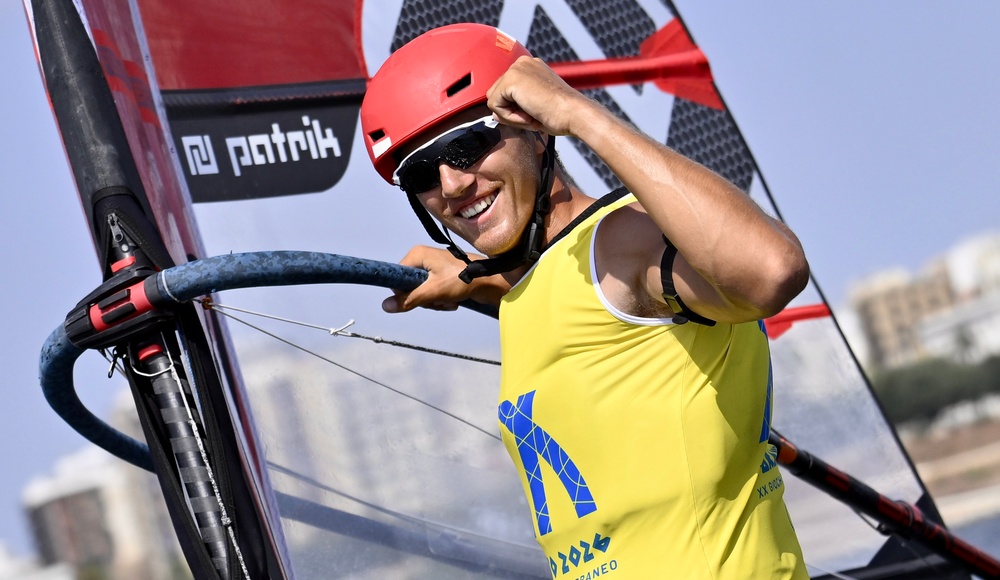 Taranto 2026, Tomasini d’oro e quattro medaglie nell’iQFOiL: dirette su Sportface TV