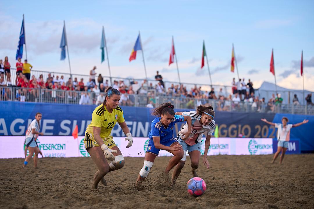 Beach soccer, Italia beffata al supplementare: la Spagna vince 4-3 e conquista la WEBSL Superfinal