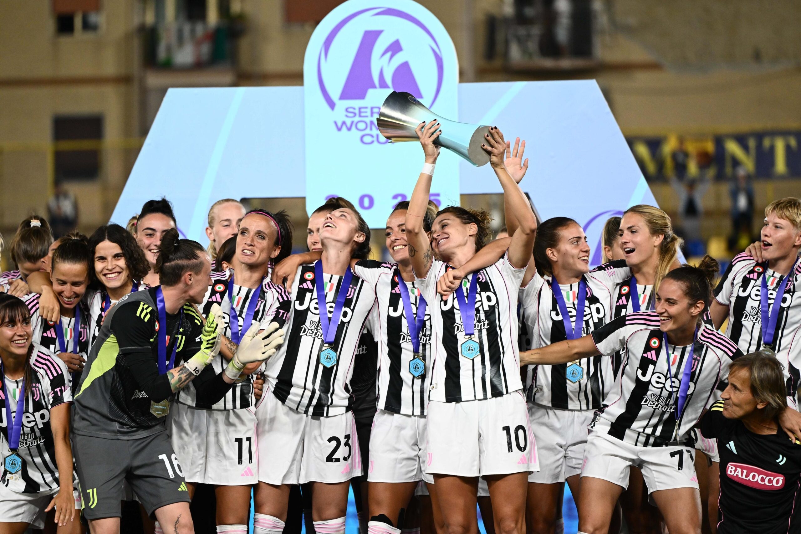 Calcio su Sky e NOW dal 18 al 21 settembre: Serie A, Premier League, Bundesliga e Serie C, programma e orari