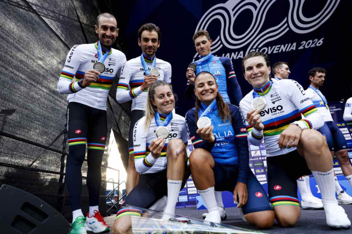 Europei ciclismo, Italia argento nel Team Relay: vittoria per la Francia